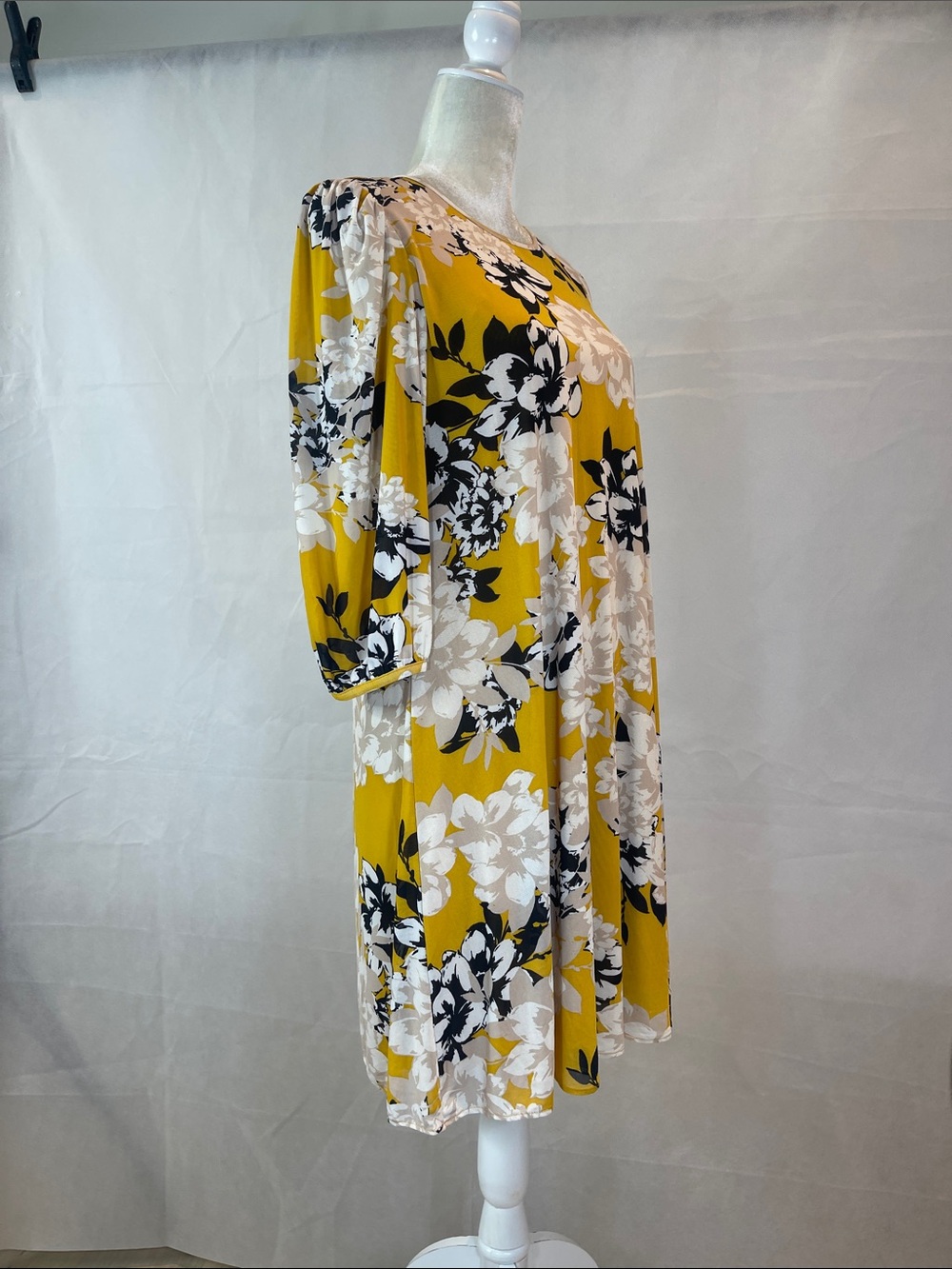 NWT = CALVIN KLEIN, Size 12 , Midi dress. - Picture 10 of 10